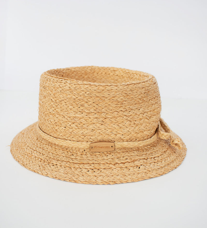 Chapeau cloche en paille